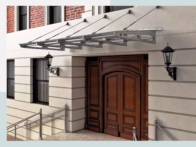 Металлические козырьки от 610 руб. в Дзержинске